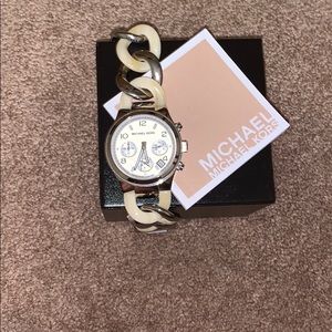 Micheal Kors Silver/Bone Chain Link Watch